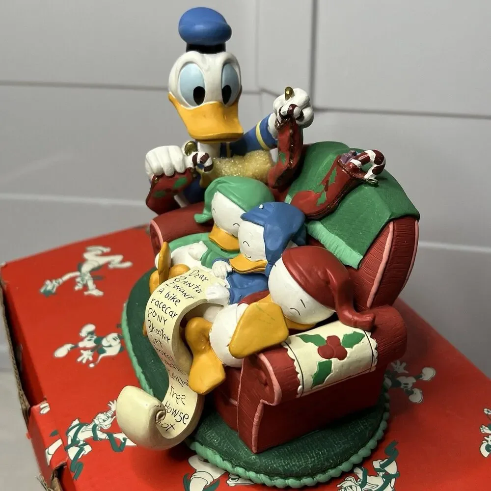 1995 Disney Store Vintage Donald Duck And Nephews Stocking Holder Christmas